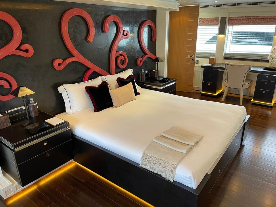yacht image