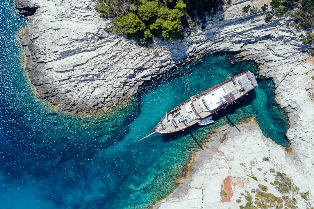 yacht image