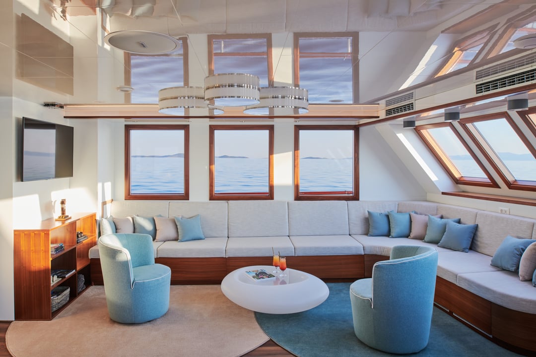 yacht image