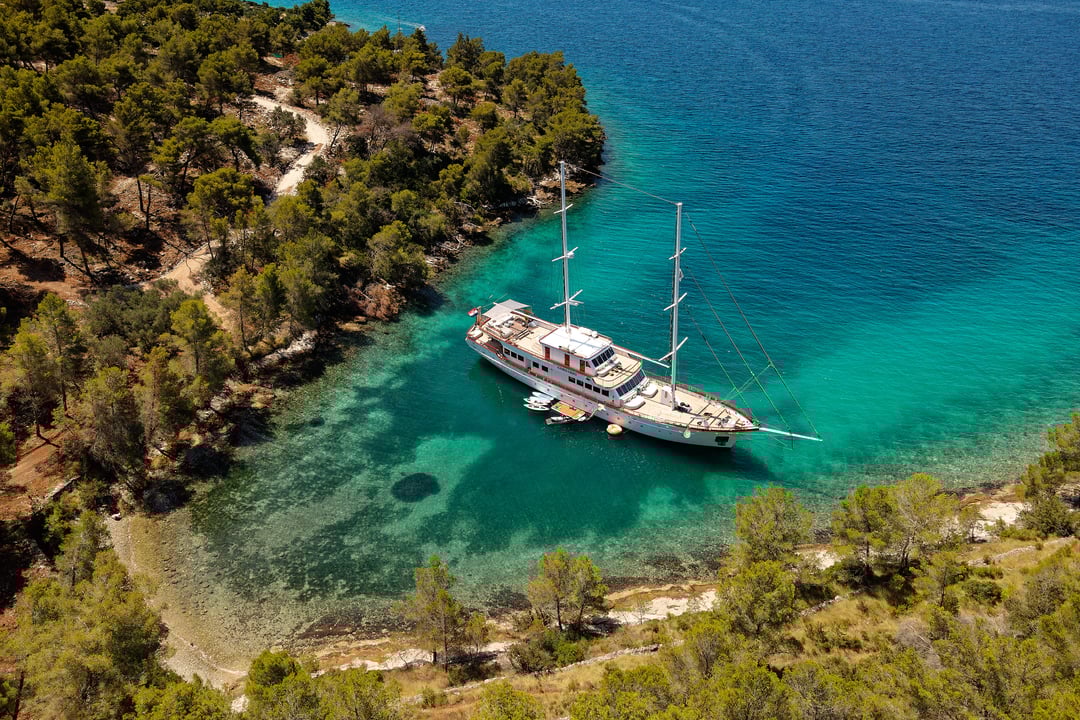 yacht image