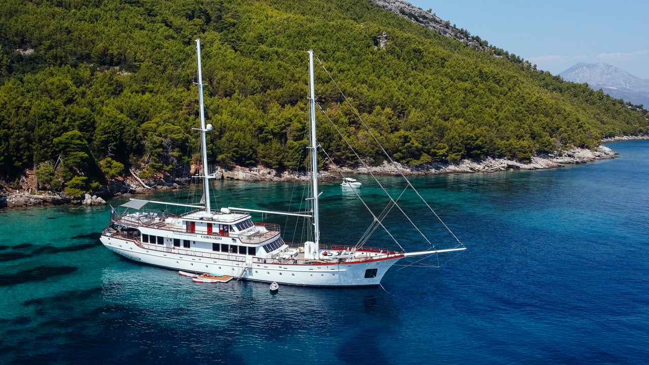 yacht image
