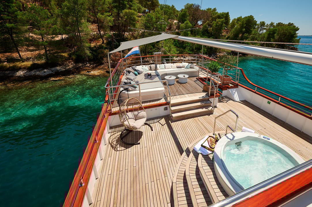 yacht image