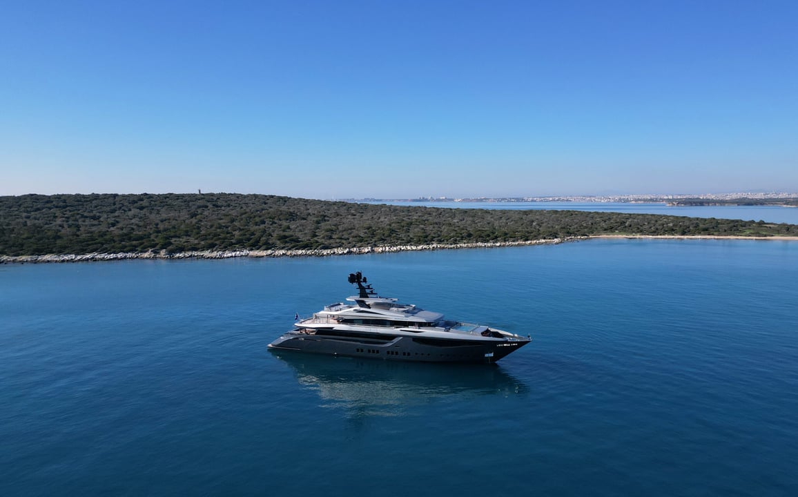 yacht image