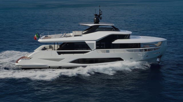 FERRETTI YACHTS INFYNITO 80