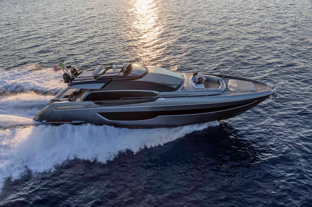 Riva 76' Perseo Super